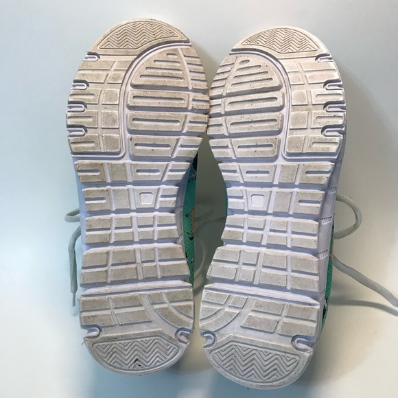 Cow Lovers Sneakers 7 - Picture 7 of 8